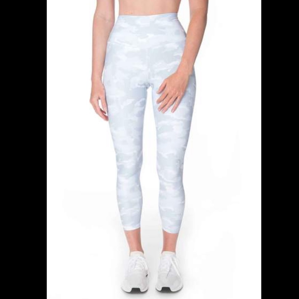Desa'ree II Swift Legging: 23"- Frosted Camouflage